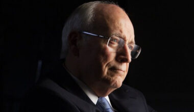 Miris bijušais ASV viceprezidents Diks Čeinijs