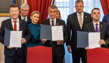 Čehijas politika jau šogad var sākt līdzināties Slovākijai un Ungārijai