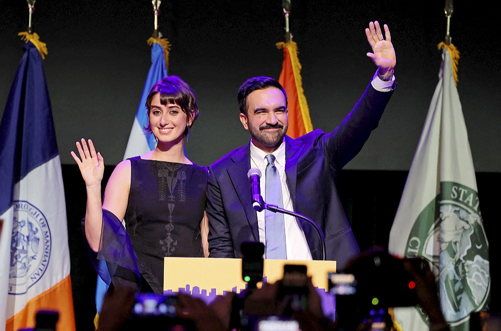 Mamdani uzvar Ņujorkas mēra vēlēšanās; Tramps brīdina par "komunismu"