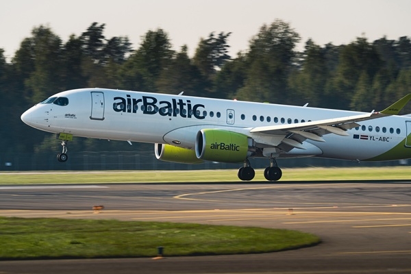 «airBaltic» paziņo operacionālos darbības rezultātus par 2025. gada oktobri