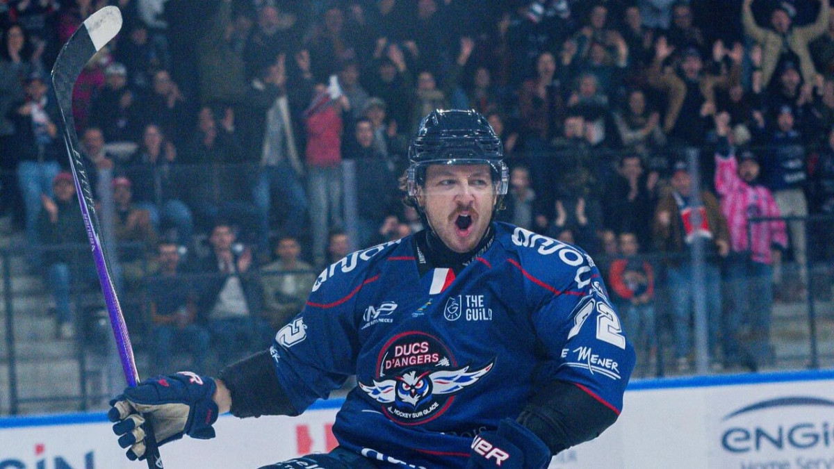 Anžē uzveic arī Rumānijas čempioni, liktenis "Mogo" rokās un kājās – Hokejs – Sportacentrs.com