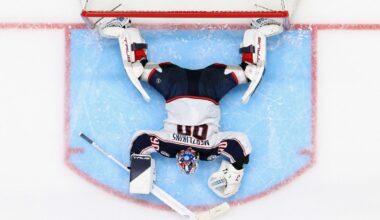 Merzļikins "Blue Jackets" vārtos atgriežas ar rezultatīvu piespēli neizteiksmīgā spēlē