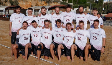 Latvijas komandām trīs uzvaras četrās pasaules čempionāta pludmales frisbijā spēlēs – Citi sporta veidi – Sportacentrs.com