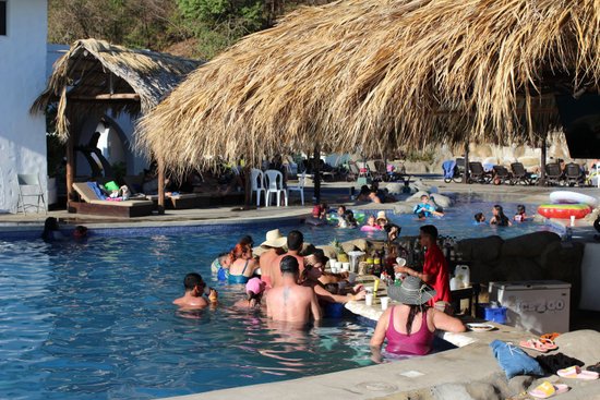 All-inclusive* – šī nav oda kūrortiem, vien pāris noklausītu sarunu