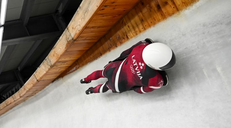 Neimane un Indriksons iegūst 8. vietu skeletona jauktajā stafetē – Ziemas sports – Sportacentrs.com