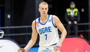 "Ogres" uzvaru sērija pārtrūkst pēc Mežuļa trejača pēdējā "Ventspils" uzbrukumā – Basketbols – Sportacentrs.com