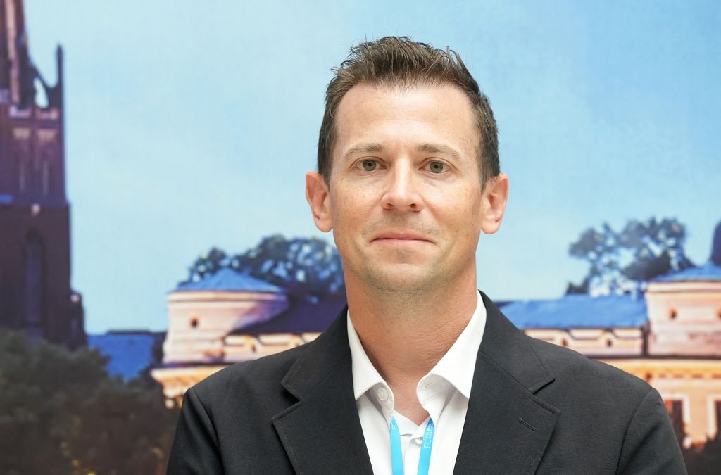 Eksperts: Sākam apjaust Kanādas lomu kā tiltam starp ASV un Eiropu :: Dienas Bizness