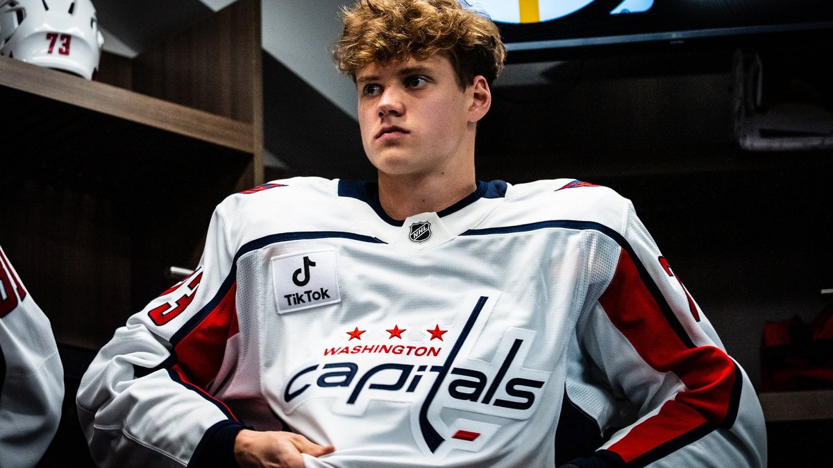 "To viņi nebija gaidījuši..." Latviešu hokeja "milzis" cenšas nepazaudēt NHL kluba nometnē gūto pārliecību