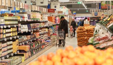 Nākamā gada pirmajā dienā būs slēgti vairāki veikalu tīkli