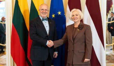 Latvijas un Lietuvas parlamentu vadītāji sola nelokāmu atbalstu Ukrainai