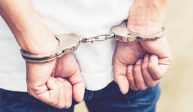 Aiztur aizdomās par spiegošanu Krievijas militārā izlūkdienesta uzdevumā