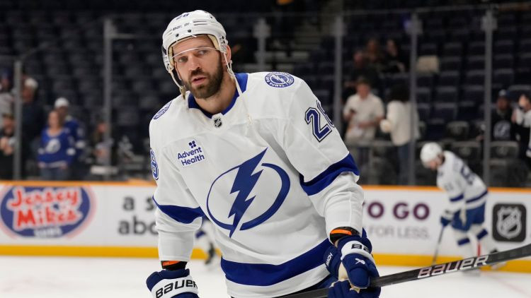 Vairākiem latviešiem spēles pateicīgos laikos, Merzļikins uzņems Šilovu, Porziņģis pret Cavs – Hokejs – Sportacentrs.com