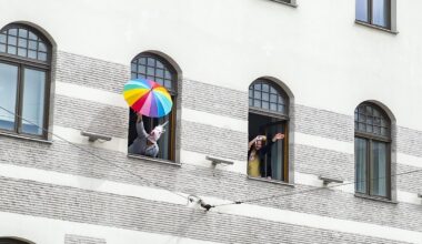 Latvija iepazīstas ar EST spriedumu par viendzimuma pāru atzīšanu