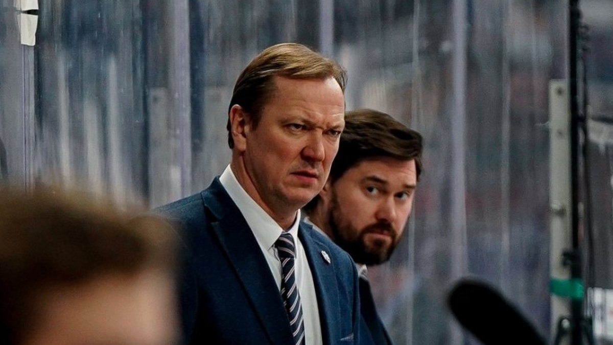 Pēteris Skudra ne bez skandāla kļūst par kluba treneri Eiropas hokeja eksotikā