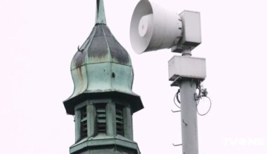 Trešdien valstī uz trīs minūtēm iedarbinās trauksmes sirēnas