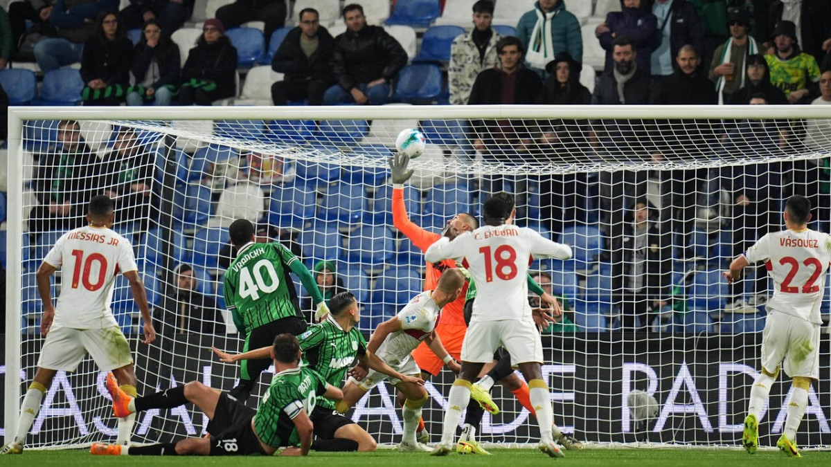 "Lazio" vārtsargs sausā sešas stundas pēc kārtas, Dženova uzvar ar desmito piegājienu – Futbols – Sportacentrs.com