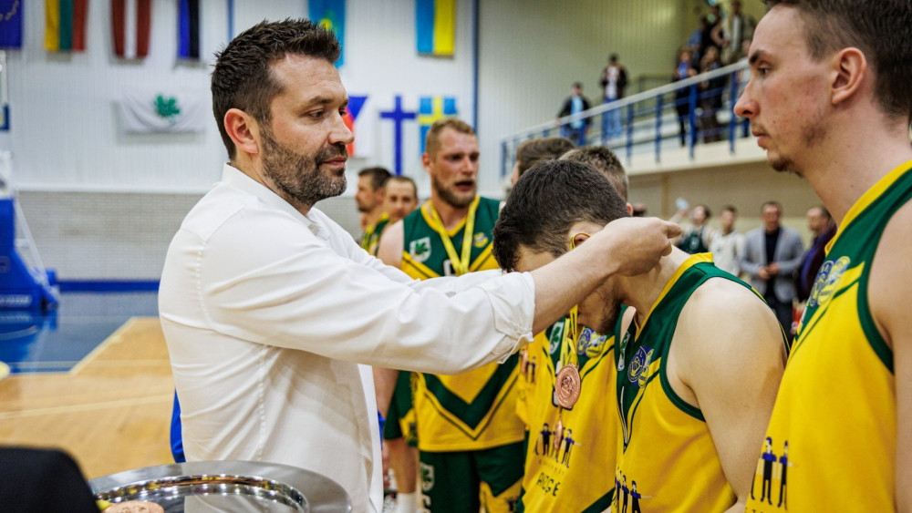 Janičenokam piespriež cietumsodu, tiesību atņemšanu un 25 tūkstošu sodu – Basketbols – Sportacentrs.com