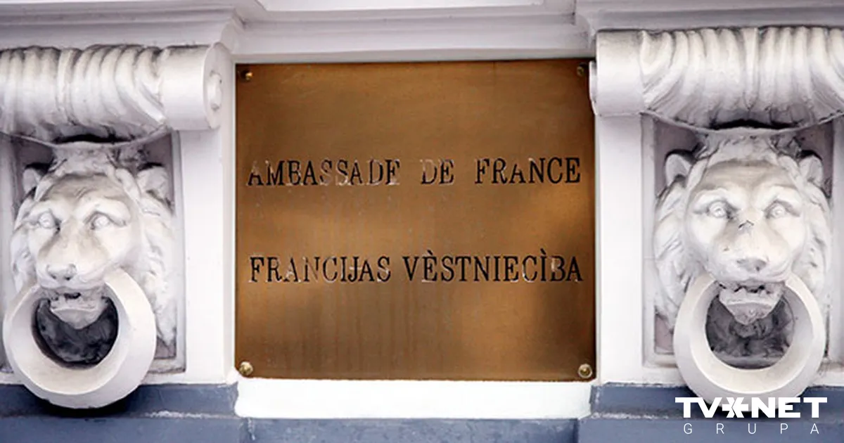 Trīs Latvijas kultūras darbinieki godalgoti ar Francijas Nacionālo ordeni