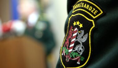 Tiesa par pamatotu atzīst robežsarga atstādināšanu par komentāru "krievi nepadodas"