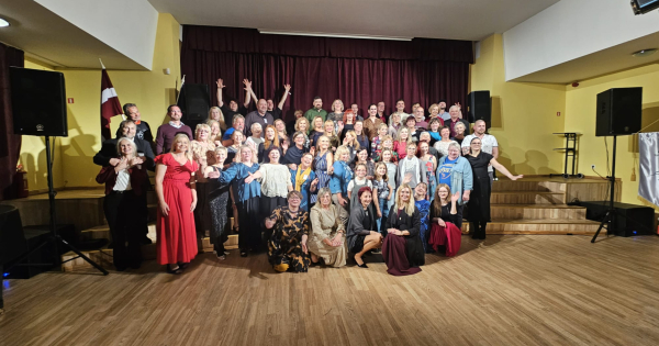 Diasporas Amatierteātru festivāls “Laipa - 2025" Birzgalē