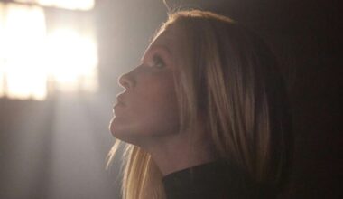 dziedātāja Elīna Fūrmane nāk klajā ar jaunumiem (+ VIDEO)