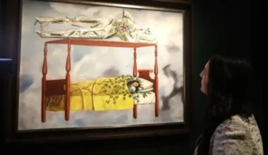 Frīdas Kalo glezna sasniedz rekordaugstu cenu izsolē, uzstādot jaunus sieviešu mākslinieču pārdošanas standartus