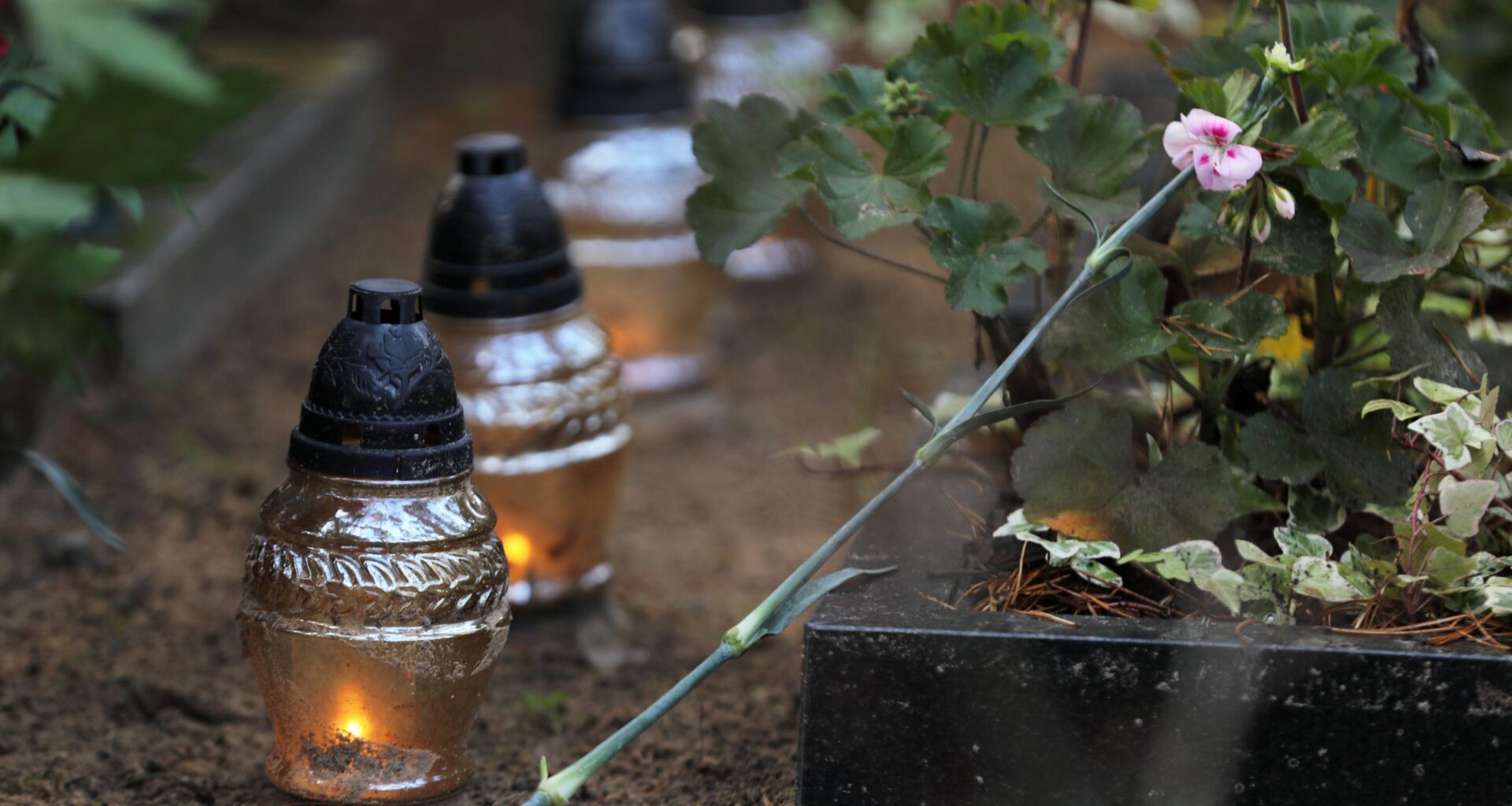 Sieviete kapos atrod ko vērtīgu! Tas, kas sekoja pēc tam, pārsteidza pat policiju…