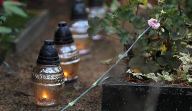 Sieviete kapos atrod ko vērtīgu! Tas, kas sekoja pēc tam, pārsteidza pat policiju…