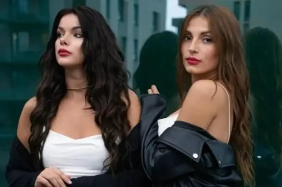 Latviešu duets “De Mantra” iepriecina ar jaunu, spēcīgu dziesmu un videoklipu «Let Them»