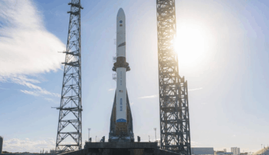 “Blue Origin” megaraķete “New Glenn” otro reizi veiksmīgi sasniedz kosmosu