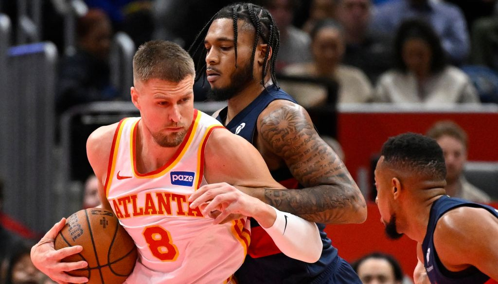 Porziņģis rezultatīvākais komandā, "Hawks" zaudē NBA vājākajai komandai – Basketbols – Sportacentrs.com