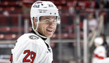 Vilmanis divreiz sarūgtina pretiniekus un izpelnās pirmās zvaigznes godu – Hokejs – Sportacentrs.com