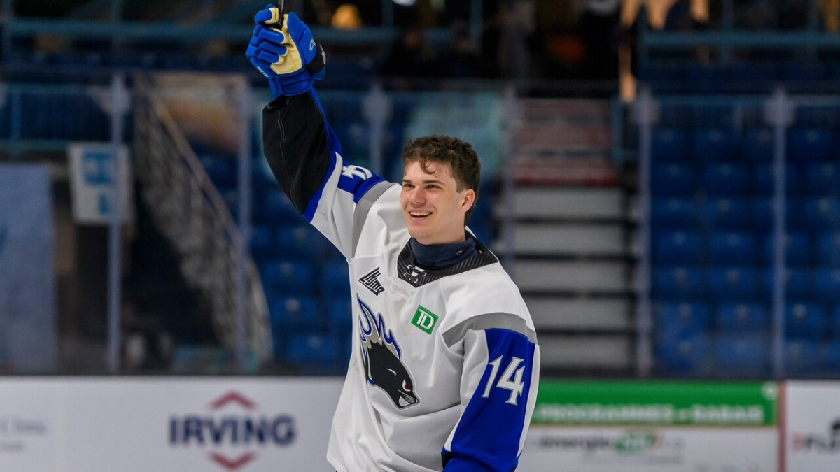 Olivers Mūrnieks pēc 11 spēlēm bez vārtiem iemet mazākumā, Bērzkalnam 1+1 – Hokejs – Sportacentrs.com