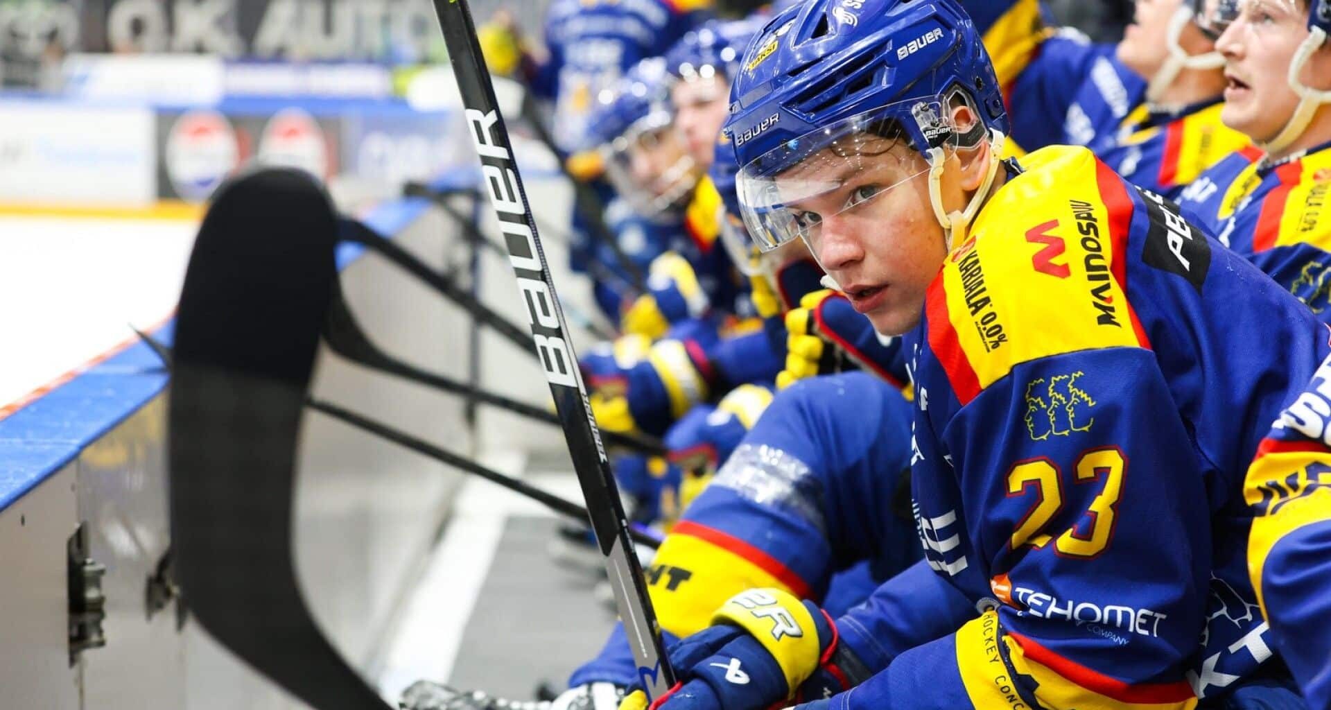 "Jukurit" treneris slavē Šmitu un salīdzina latvieti ar Somijas zvaigznēm