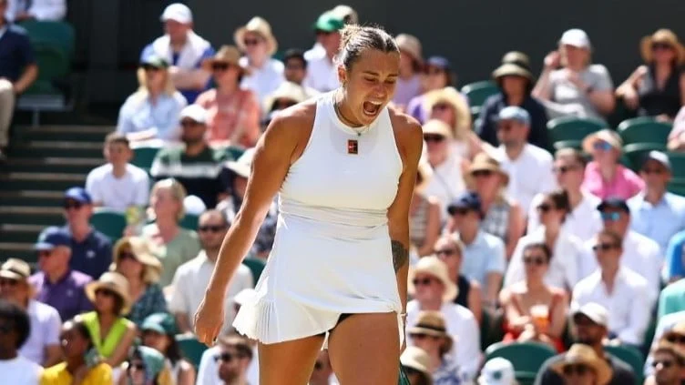 Sabaļenka un Pegula "WTA Finals" turnīrā tiek pie uzvarām