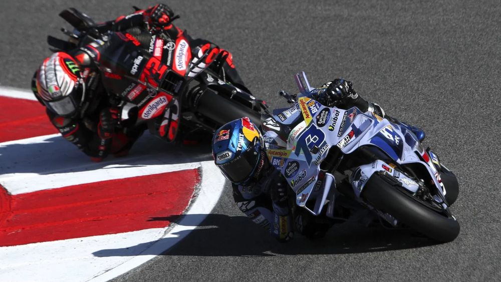 Markess pārspēj Akostu un uzvar Portugāles GP sprintā – Motoru sports – Sportacentrs.com