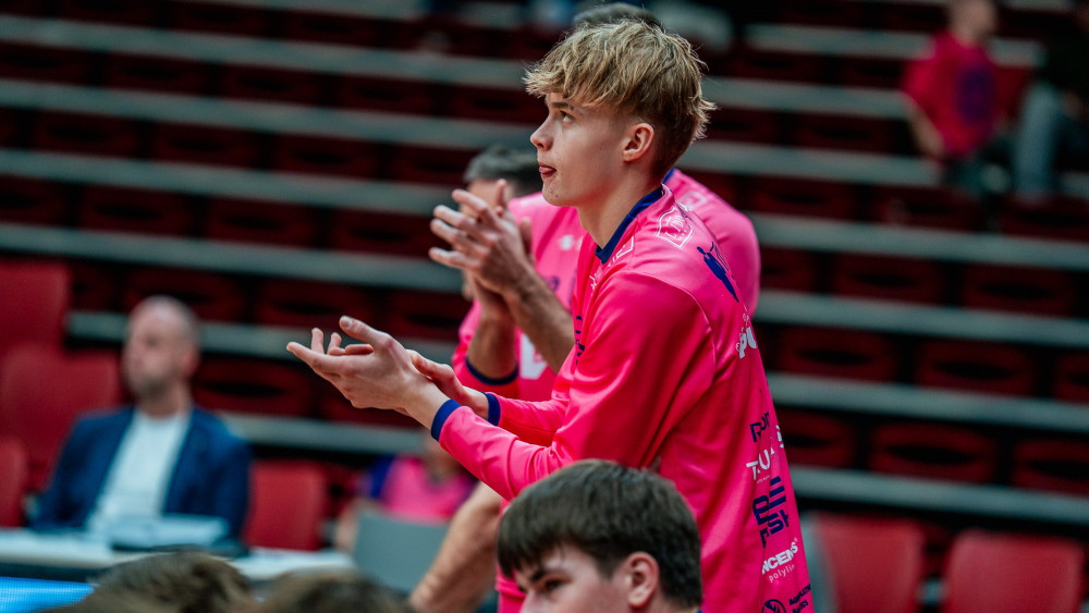 "Rīgas Zeļļiem" bez spriedzes septītā uzvara pēc kārtas – Basketbols – Sportacentrs.com