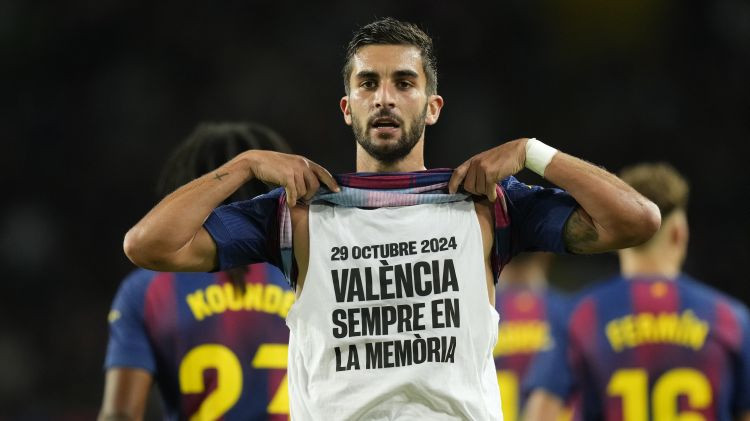 Barselona pēc zaudētās klasikas iesit divus agrus vārtus un atgriežas uz uzvaru takas – Futbols – Sportacentrs.com