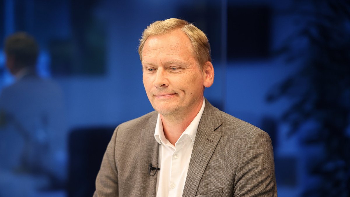 Komisija neatbalsta Siksni SEPLP locekļa amatā; galavārds – Saeimai (plkst. 13.29)