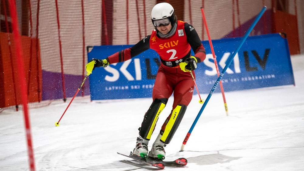 Otrajā dienā FIS slalomā Lietuvā Baltijas kausā kalnu slēpošanā uzvaras Latvijai, Lietuvai un Itālijai – Ziemas sports – Sportacentrs.com