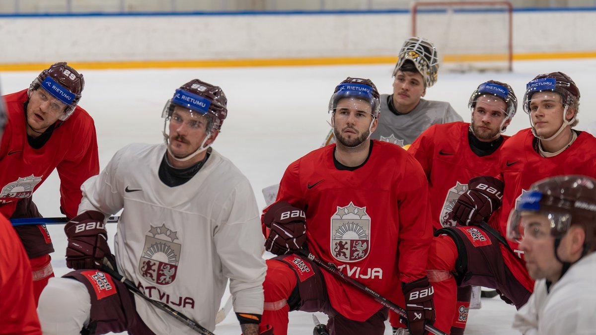 Latvijas hokejisti ar maču pret mājiniekiem uzsāks turnīru Vācijā