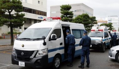 Japānā policistiem atļauj šaut lāčus