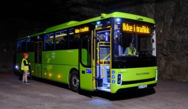 Norvēģijā izmanto simtiem autobusu, kurus Ķīna var attālināti nobloķēt