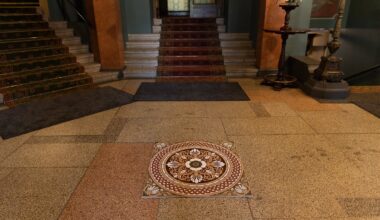 Aicina atbalstīt Latvijas Nacionālās operas foajē vēsturiskā interjera atjaunošanu