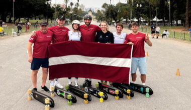 Pasaules čempionātā skeitbordā līnijslalomā Gailītim un Ozoliņai zelts, Kuzminam sudrabs – Citi sporta veidi – Sportacentrs.com