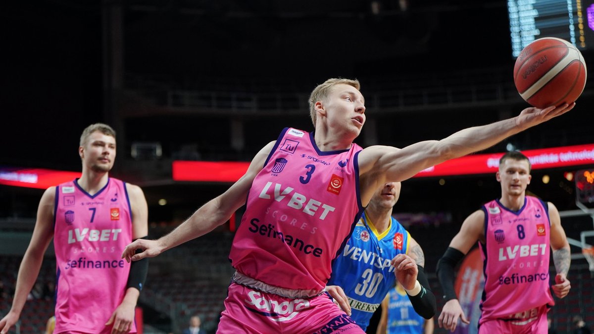 "Rīgas zeļļi" LIBL izcīna sesto panākumu pēc kārtas