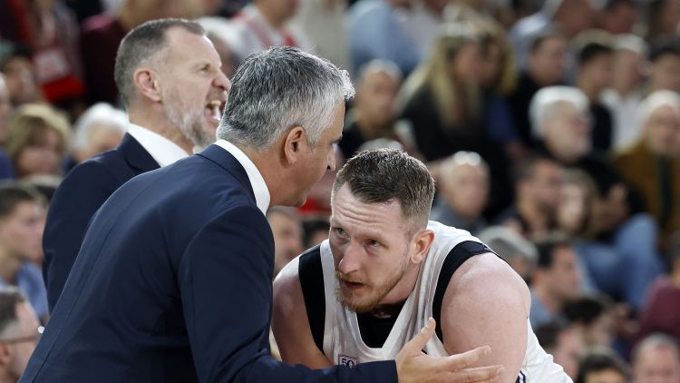 pēc sagrāves darbu zaudē arī Šmita treneris Kokoškovs – Basketbols – Sportacentrs.com