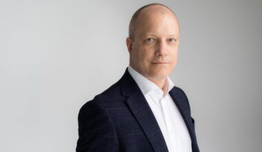 Vai ieslēgt pauzi mākslīgā intelekta sacensībā?