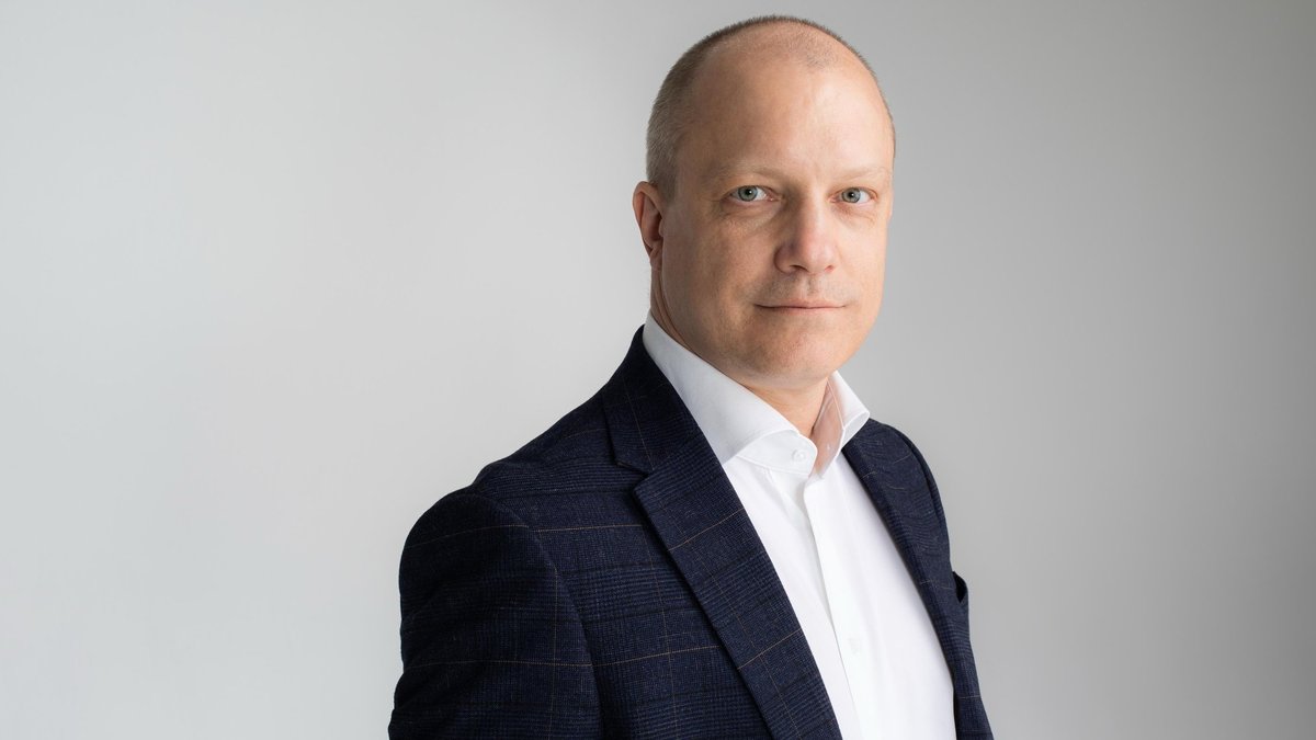 Vai ieslēgt pauzi mākslīgā intelekta sacensībā?