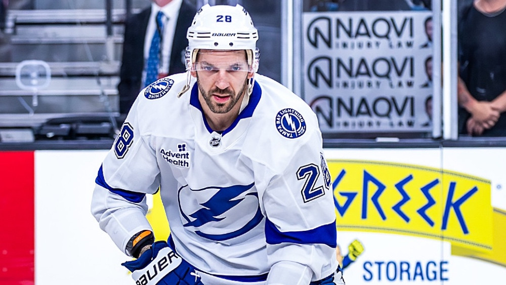 Girgensons pirms dueļa pret čempioniem pirmajā maiņā, Elvis atkal malā – Hokejs – Sportacentrs.com